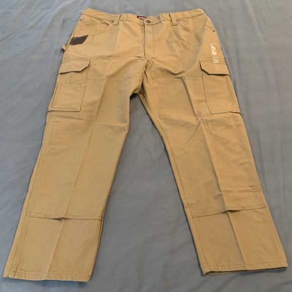 Wrangler Workwear Ranger Pants Mens 42x30 Khaki Relaxed Fit Cargo Utility Work - Picture 1 of 10